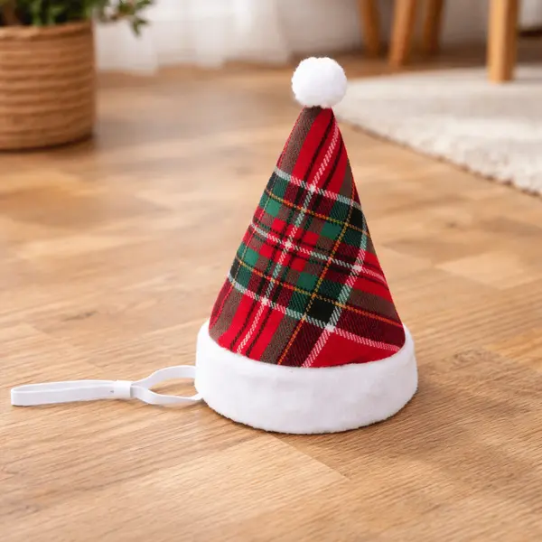 Chapeau de noël carreaux rouge et vert chien