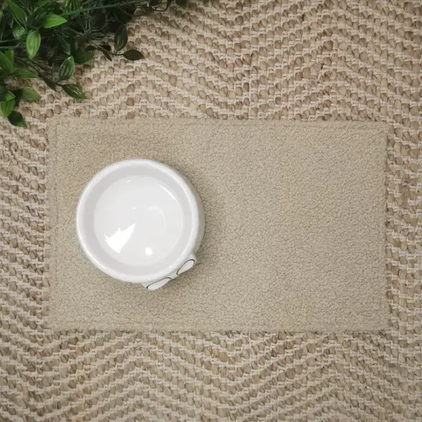 Tapis à gamelle IMPERMEABLE – Moumoute