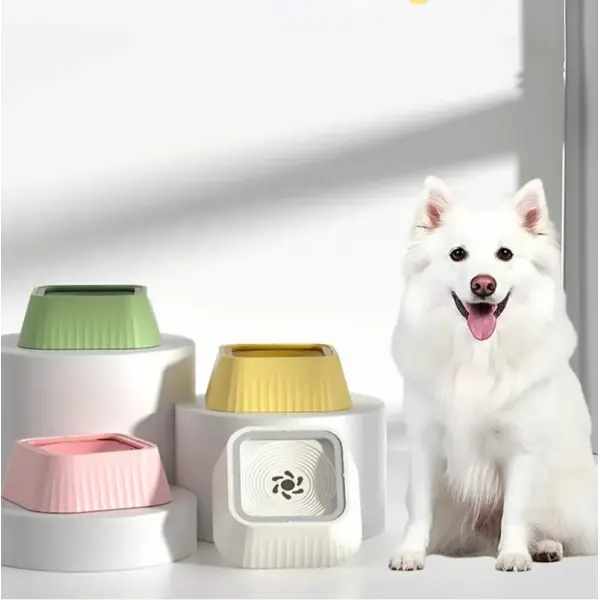 Gamelle pour chien anti-éclaboussures SplashBowl