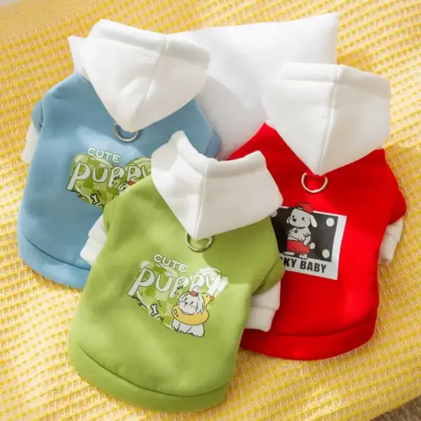 Pull à capuche avec petit  crochet pour chien